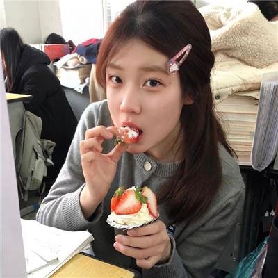 被赶出师门后，美女总裁主动求撩